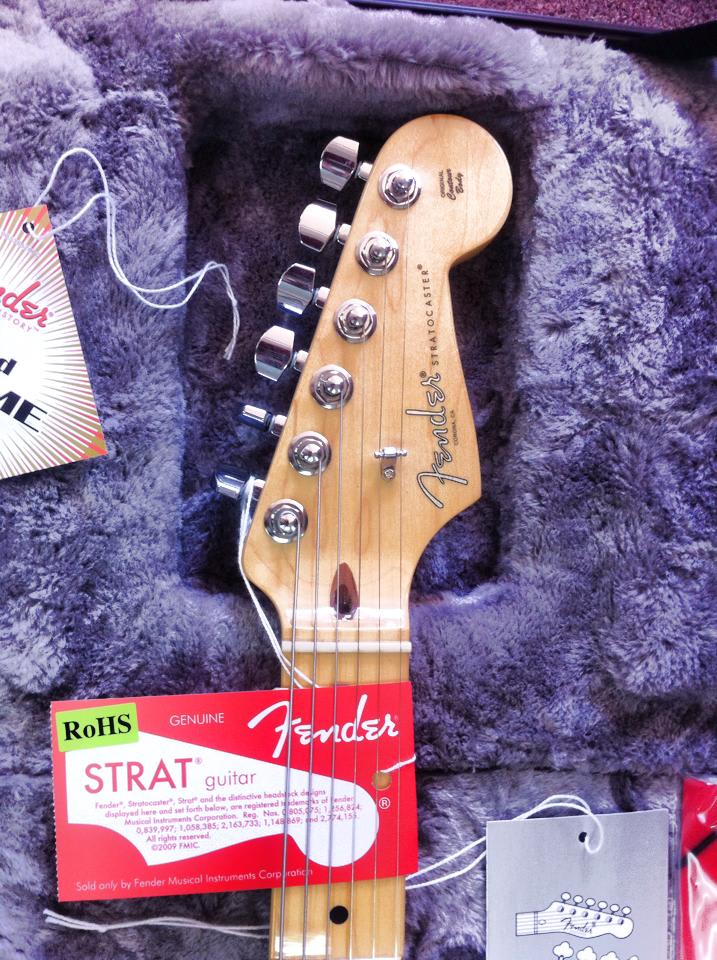 גיטרה וינטג' תל אביב, גיטרה וינטג', Fender stratocaster